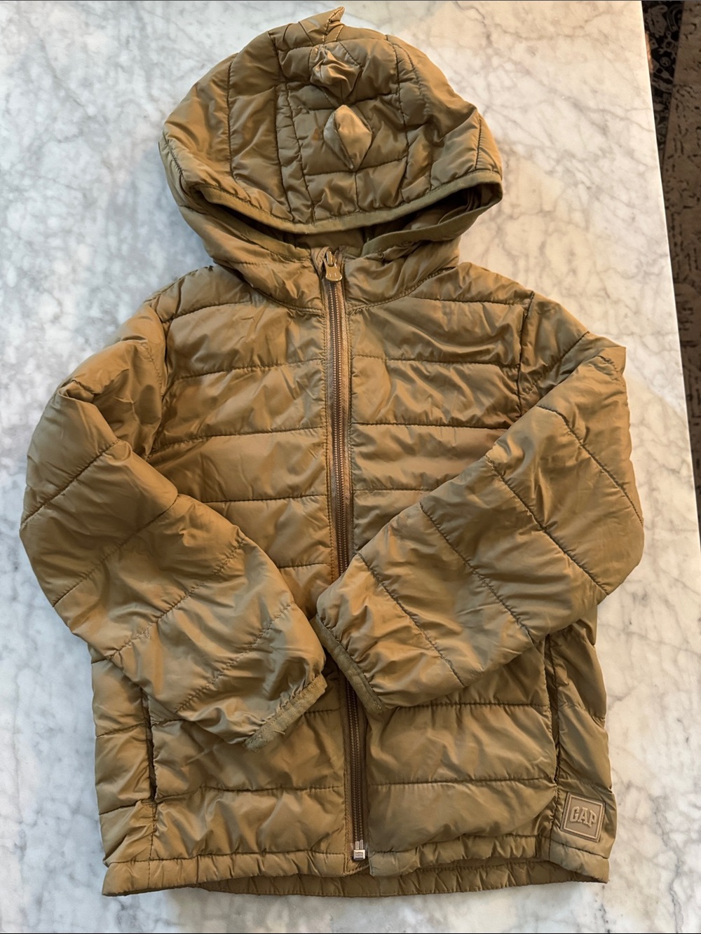 Gap baby Kids Dino Lightweight Hooded Puffer Jacket coat 5T